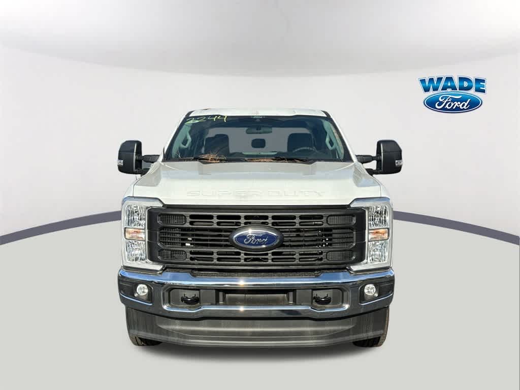 2025 Ford Super Duty F-350 SRW XL