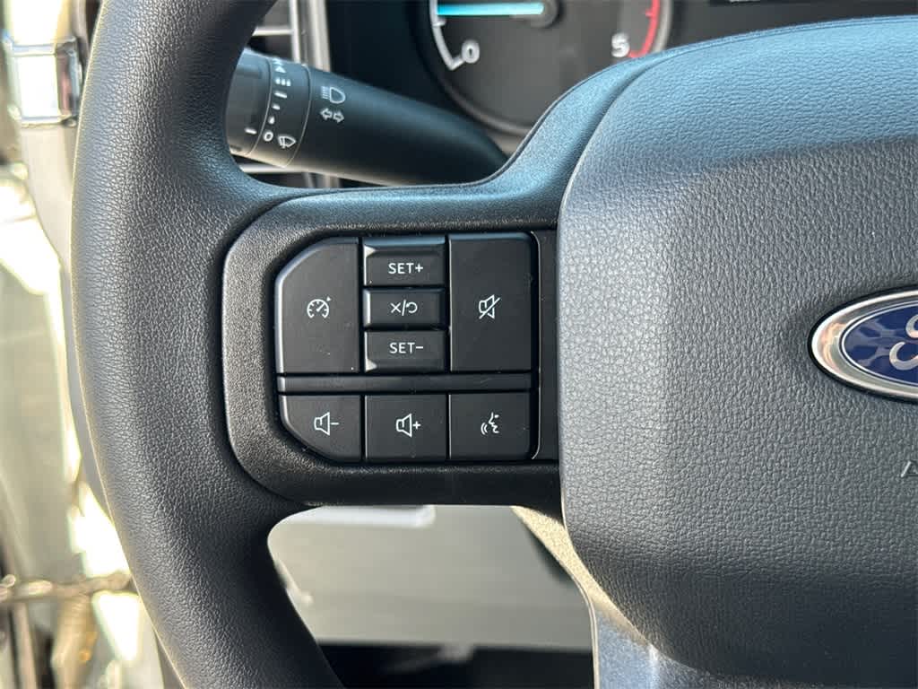 2025 Ford Super Duty F-350 SRW XL