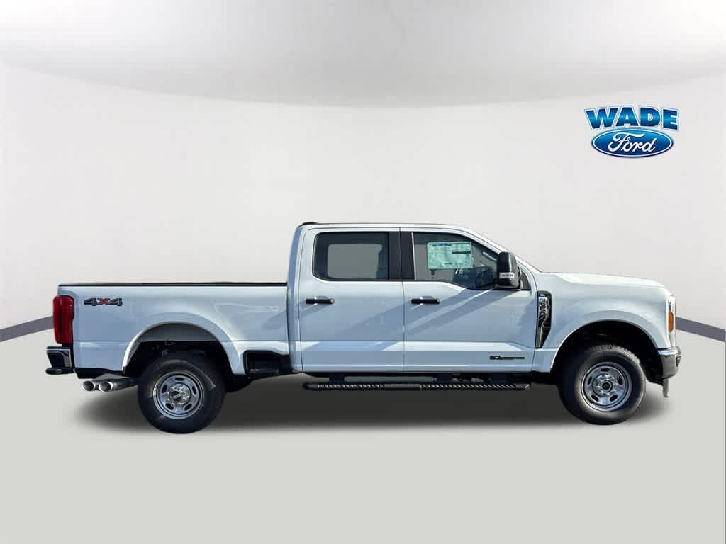 2025 Ford Super Duty F-350 SRW XL