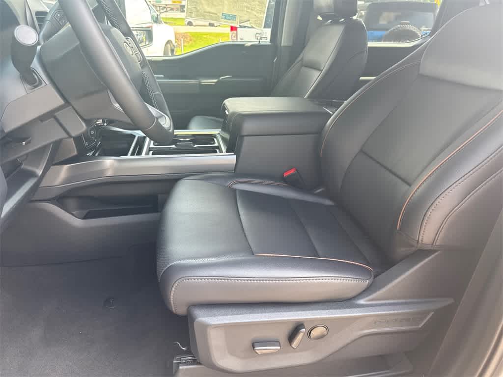 2025 Ford Super Duty F-350 SRW LARIAT