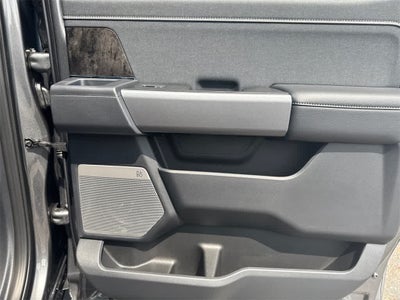 2025 Ford Super Duty F-350 SRW LARIAT