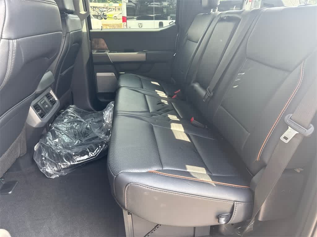 2025 Ford Super Duty F-350 SRW LARIAT