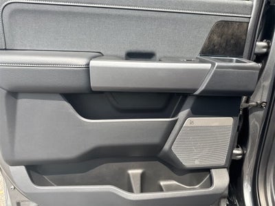 2025 Ford Super Duty F-350 SRW LARIAT