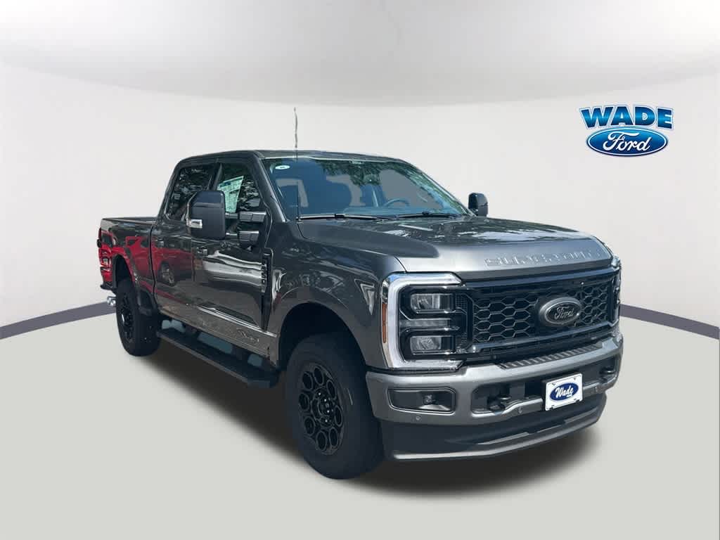 2025 Ford Super Duty F-350 SRW LARIAT