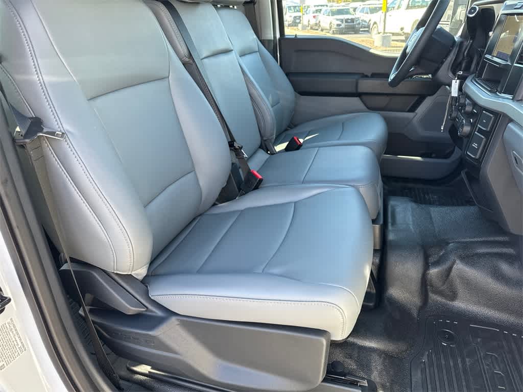 2025 Ford Super Duty F-350 SRW XL