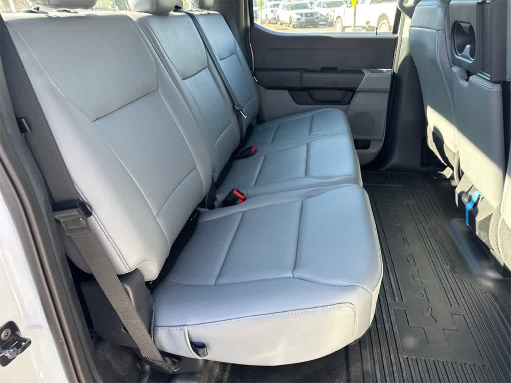 2025 Ford Super Duty F-350 SRW XL