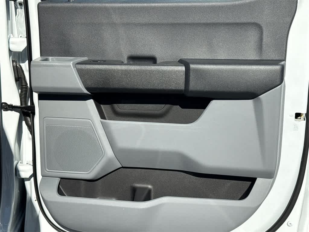 2025 Ford Super Duty F-350 SRW XL