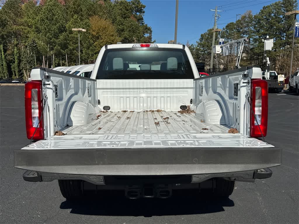 2025 Ford Super Duty F-350 SRW XL