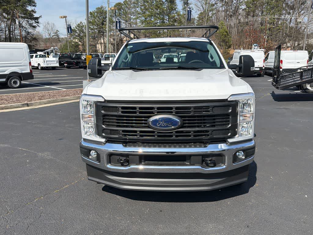 2025 Ford Super Duty F-350 SRW XL