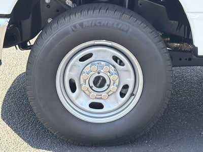 2025 Ford Super Duty F-350 SRW XL