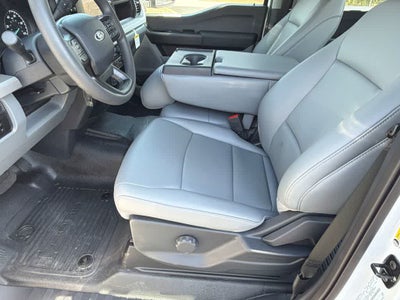 2025 Ford Super Duty F-350 SRW XL