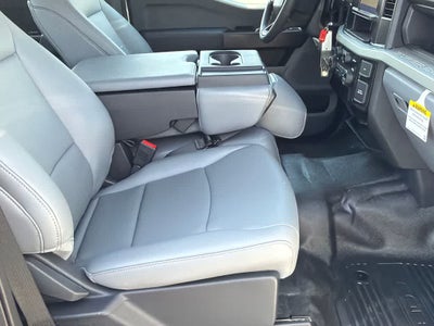 2025 Ford Super Duty F-350 SRW XL