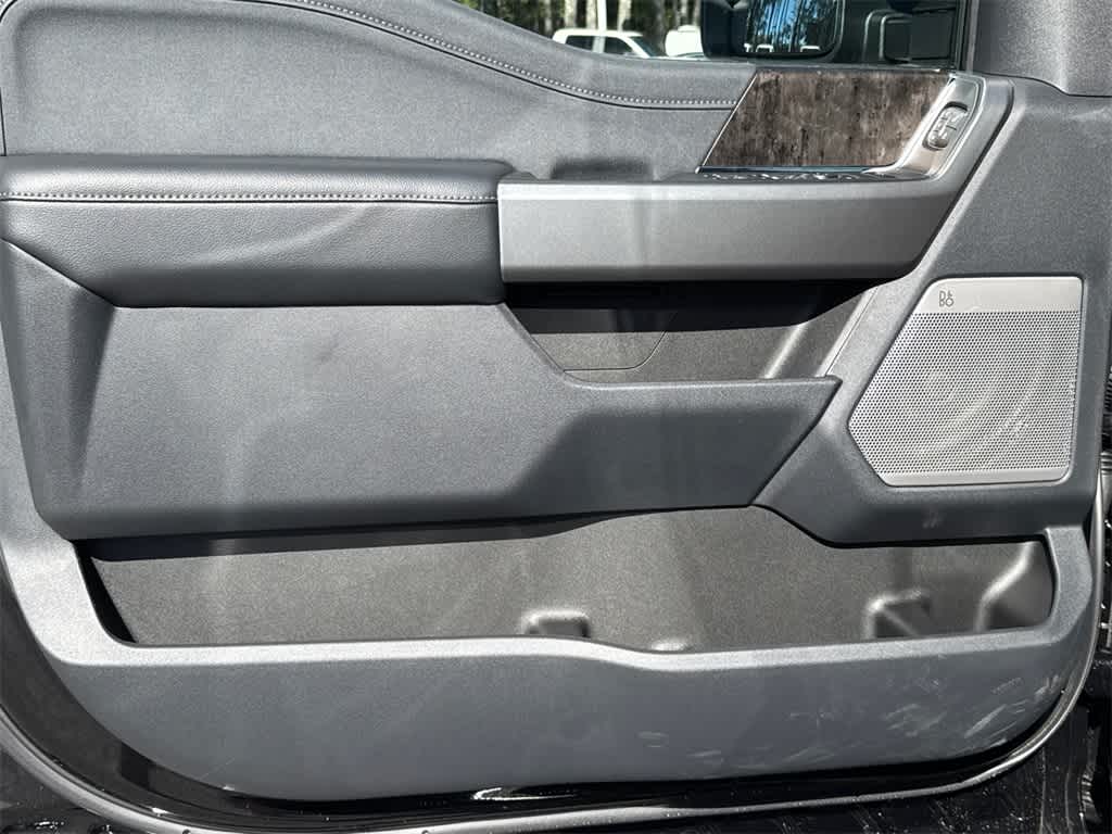 2026 Ford Super Duty F-350 SRW F-350® Lariat®