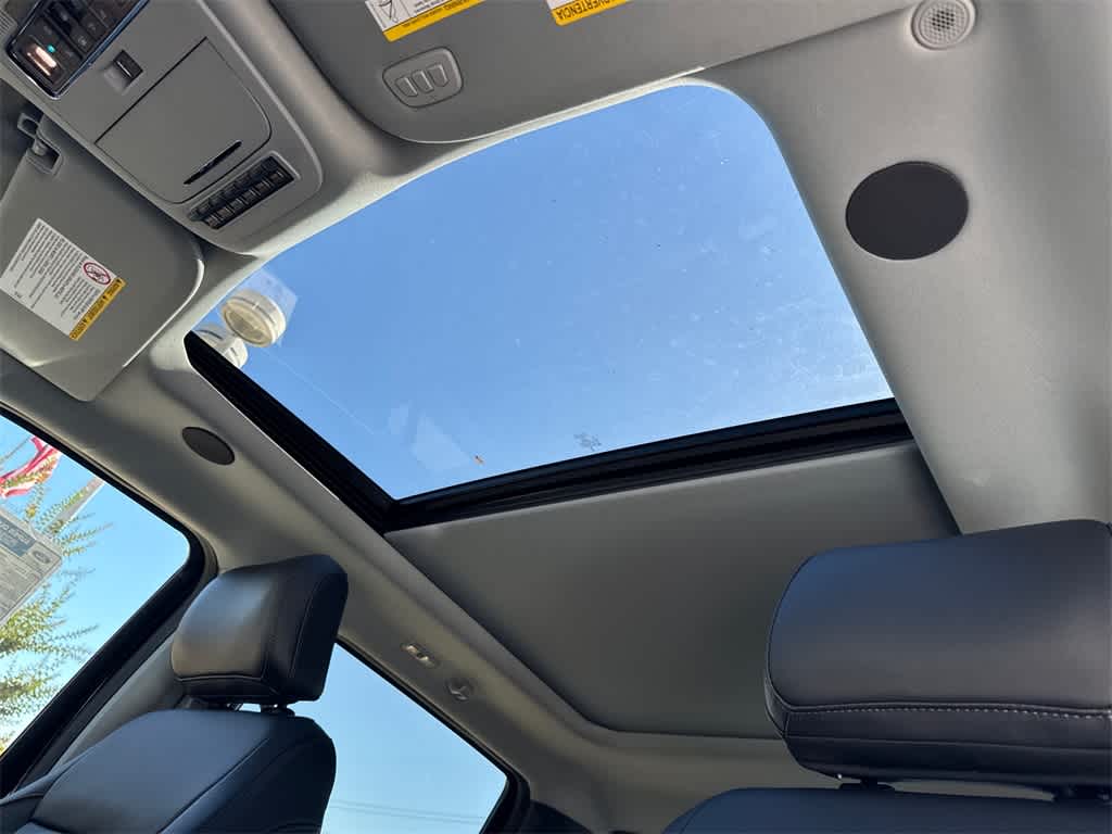 2026 Ford Super Duty F-350 SRW F-350® Lariat®