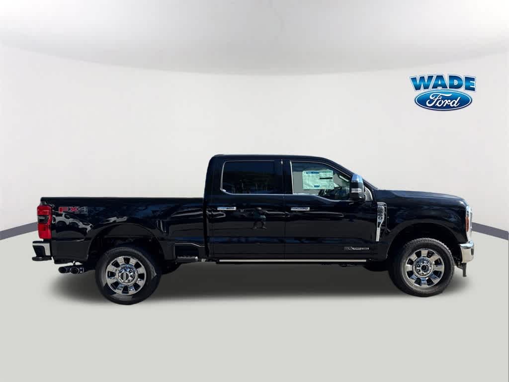 2026 Ford Super Duty F-350 SRW F-350® Lariat®