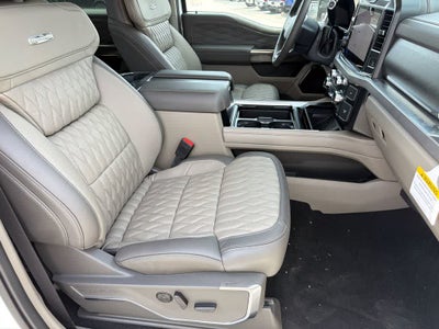 2026 Ford Super Duty F-350 DRW Pickup Platinum