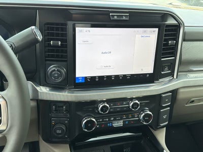 2026 Ford Super Duty F-350 DRW Pickup Platinum