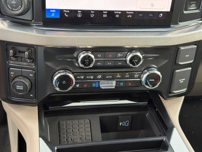 2026 Ford Super Duty F-350 DRW Pickup Platinum