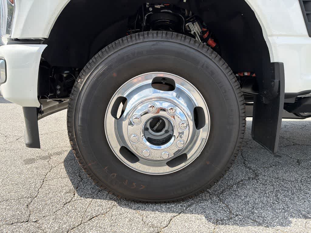 2026 Ford Super Duty F-350 DRW Pickup Platinum