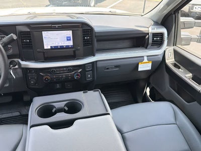 2026 Ford Super Duty F-350 DRW Pickup XL
