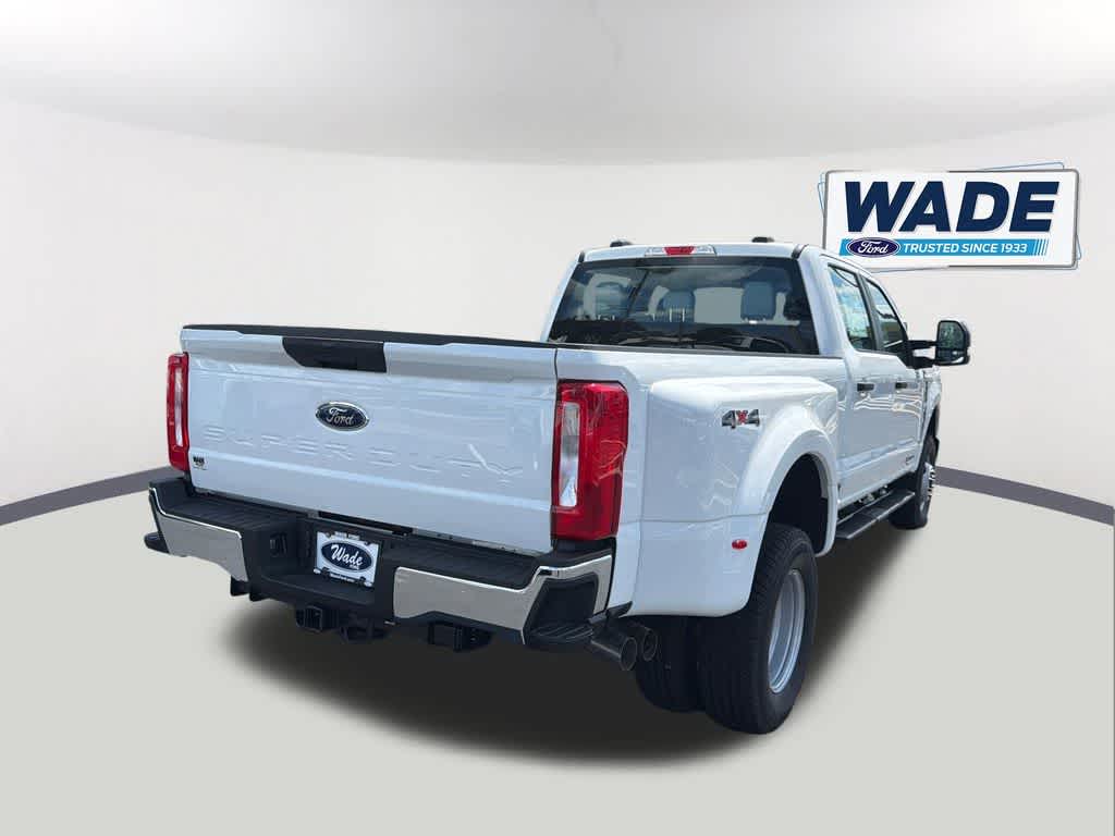 2026 Ford Super Duty F-350 DRW Pickup XL