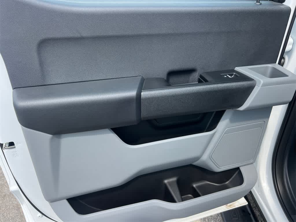 2025 Ford Super Duty F-350 DRW XL