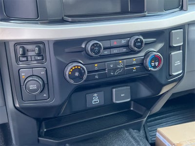 2025 Ford Super Duty F-350 DRW XL