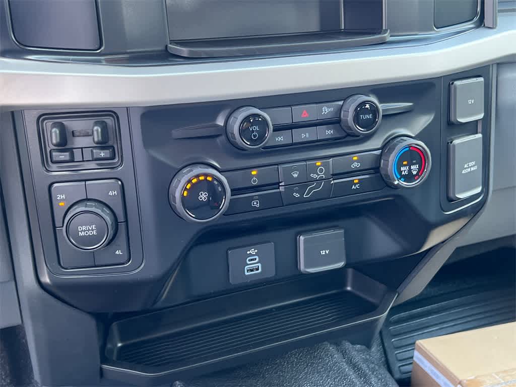 2025 Ford Super Duty F-350 DRW XL