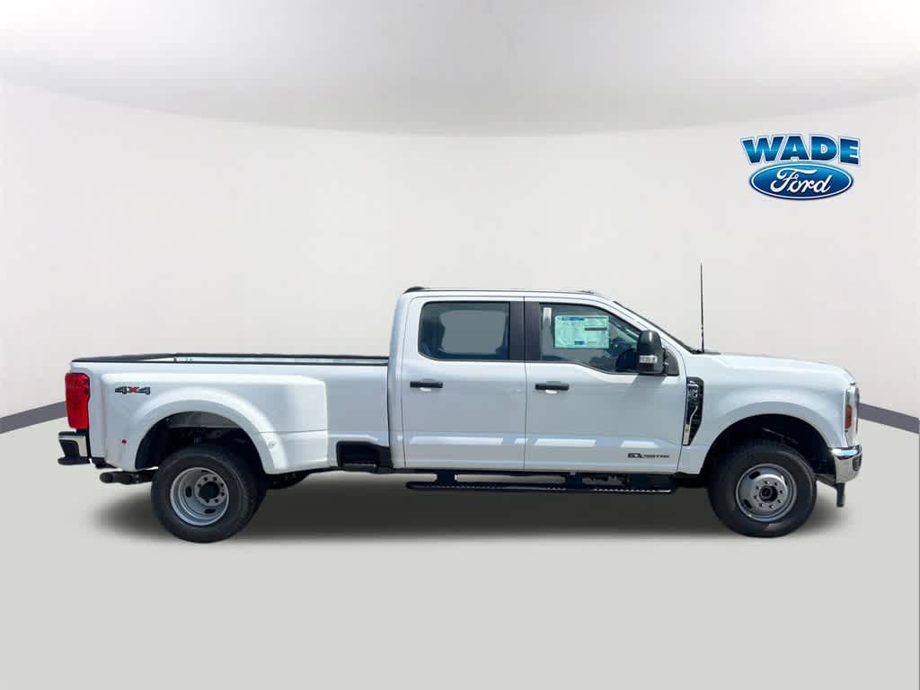 2025 Ford Super Duty F-350 DRW XL