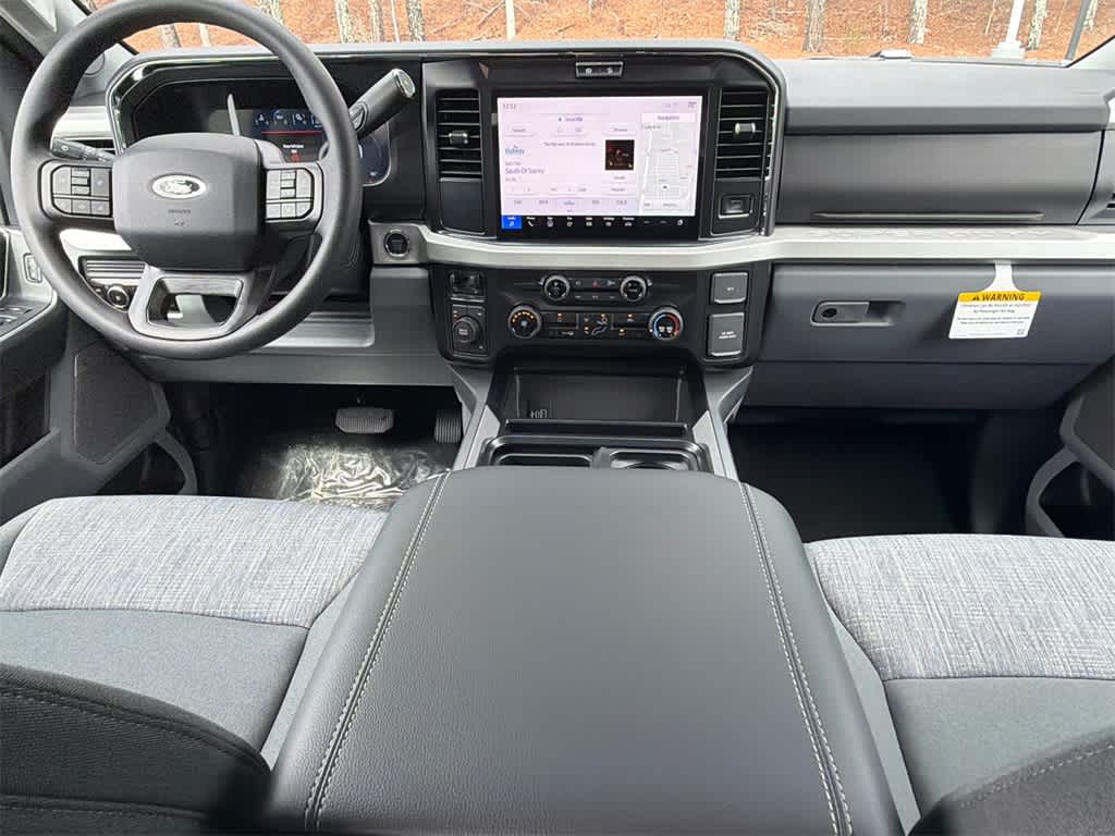 2026 Ford Super Duty F-350 DRW Pickup XLT