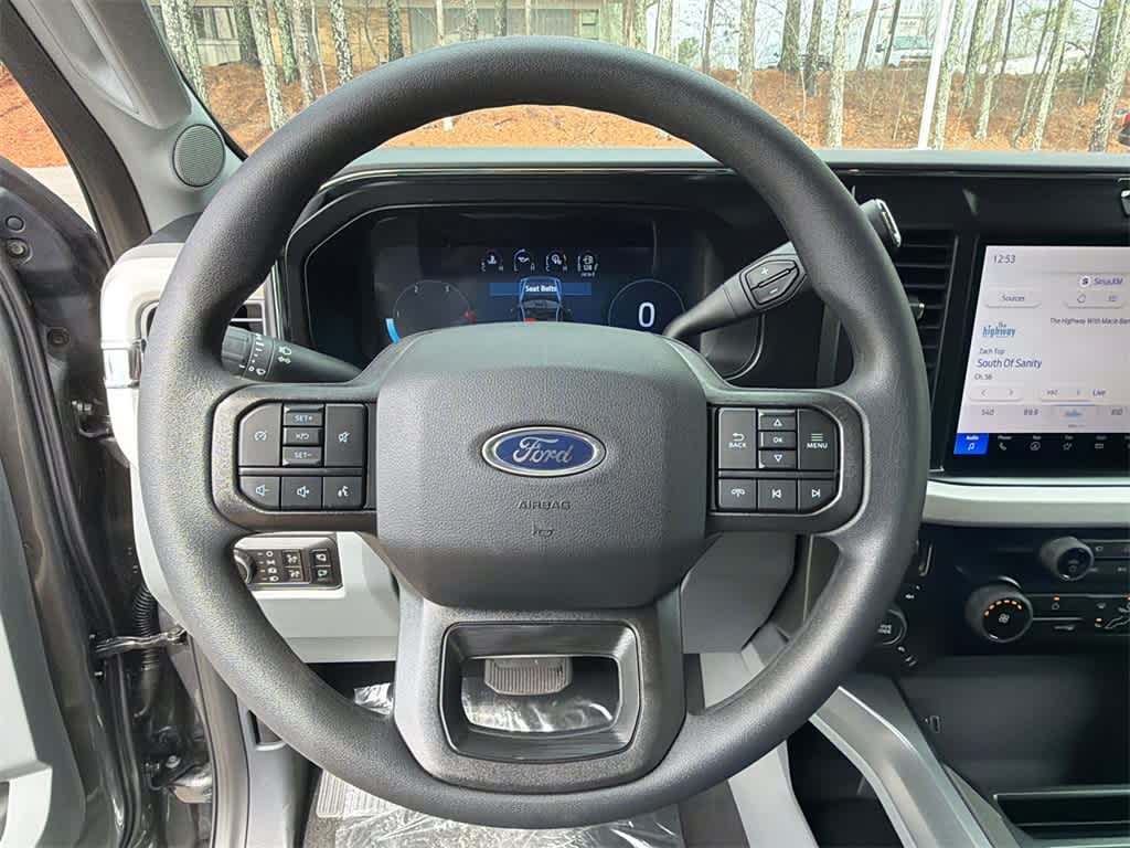 2026 Ford Super Duty F-350 DRW Pickup XLT