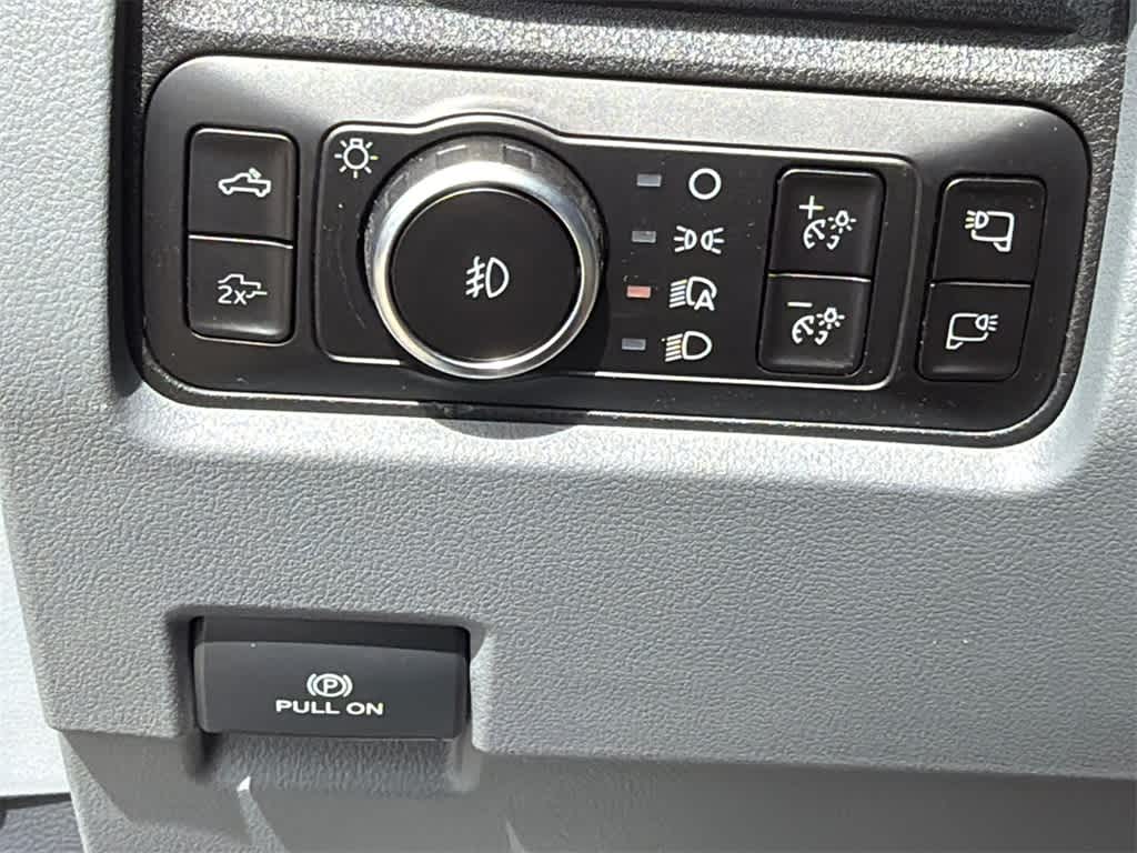 2026 Ford Super Duty F-350 DRW Pickup XLT