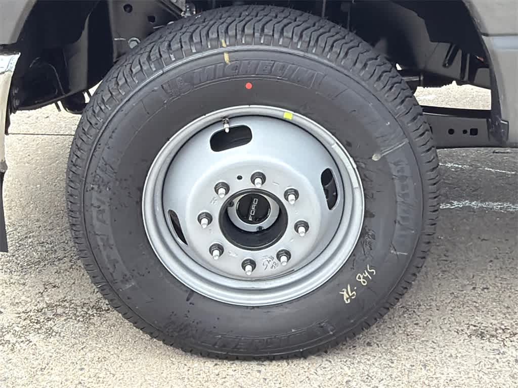 2026 Ford Super Duty F-350 DRW Pickup XLT