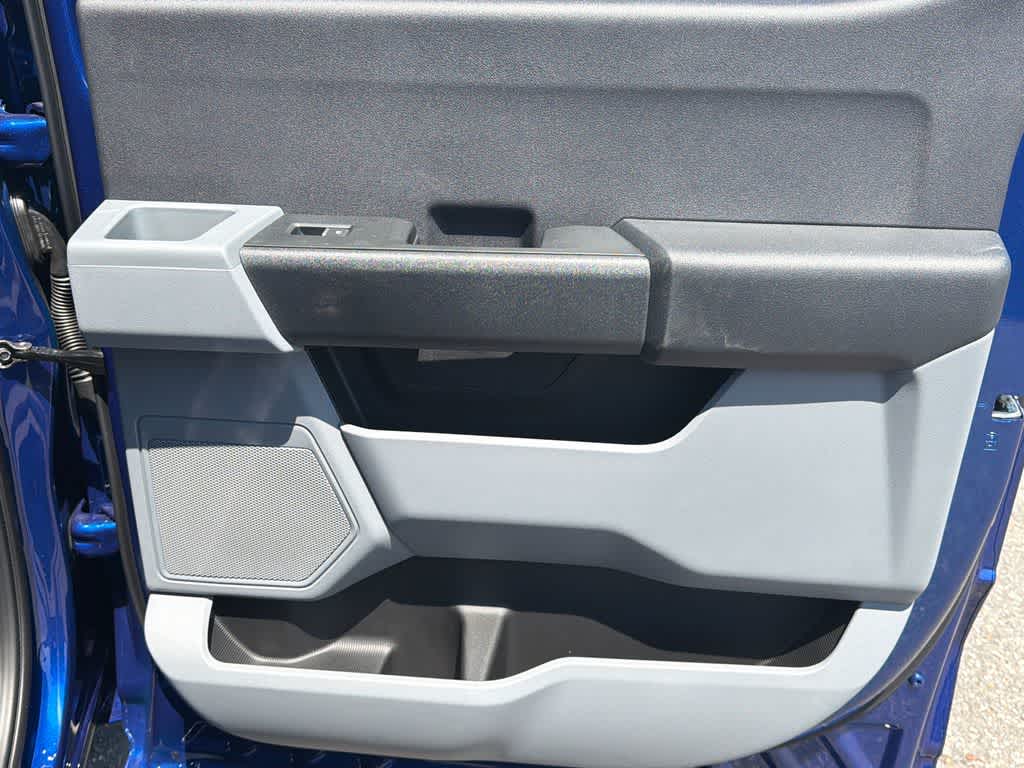 2026 Ford Super Duty F-350 DRW Pickup XL