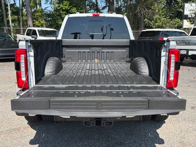 2026 Ford Super Duty F-350 DRW Pickup LARIAT
