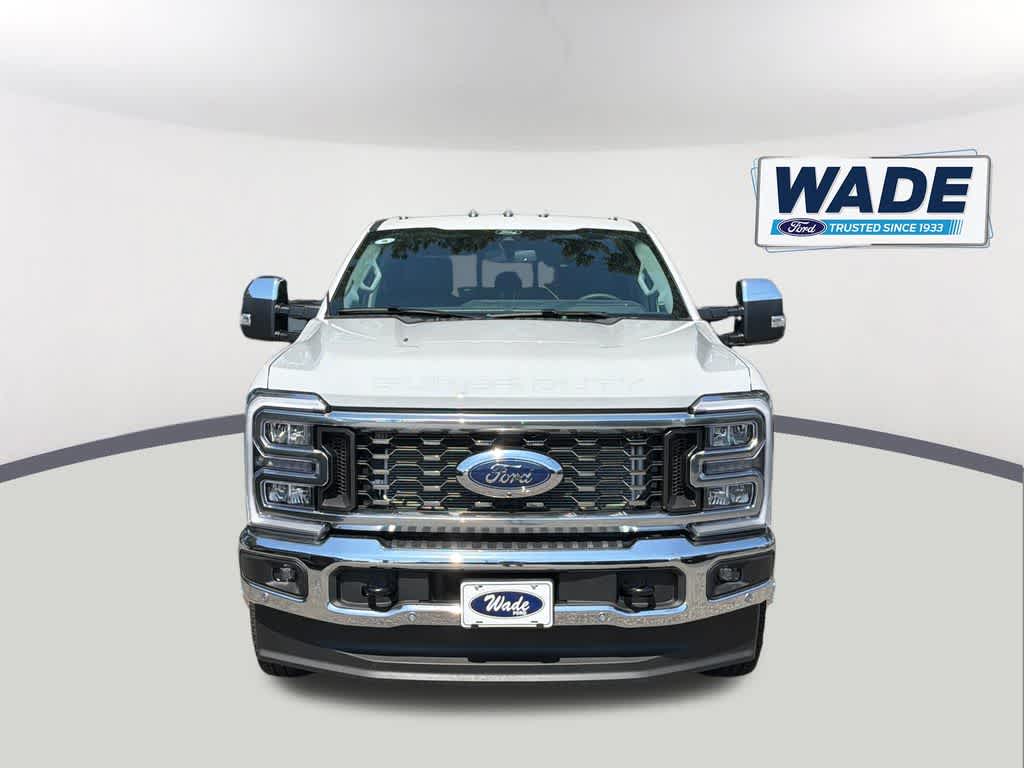 2026 Ford Super Duty F-350 DRW Pickup LARIAT