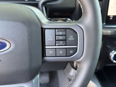 2026 Ford Super Duty F-350 DRW Pickup LARIAT