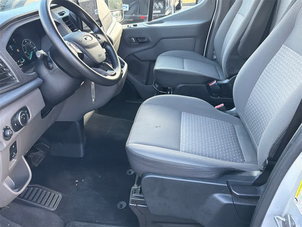 2023 Ford Transit 148 WB High Roof Cargo