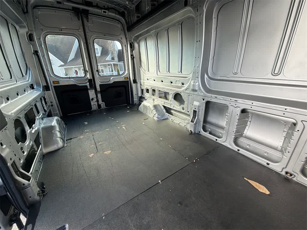 2023 Ford Transit 148 WB High Roof Cargo
