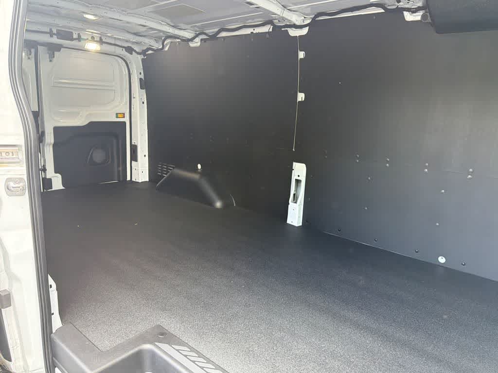 2026 Ford Transit T-250 130" Low Rf 9150 GVWR RWD