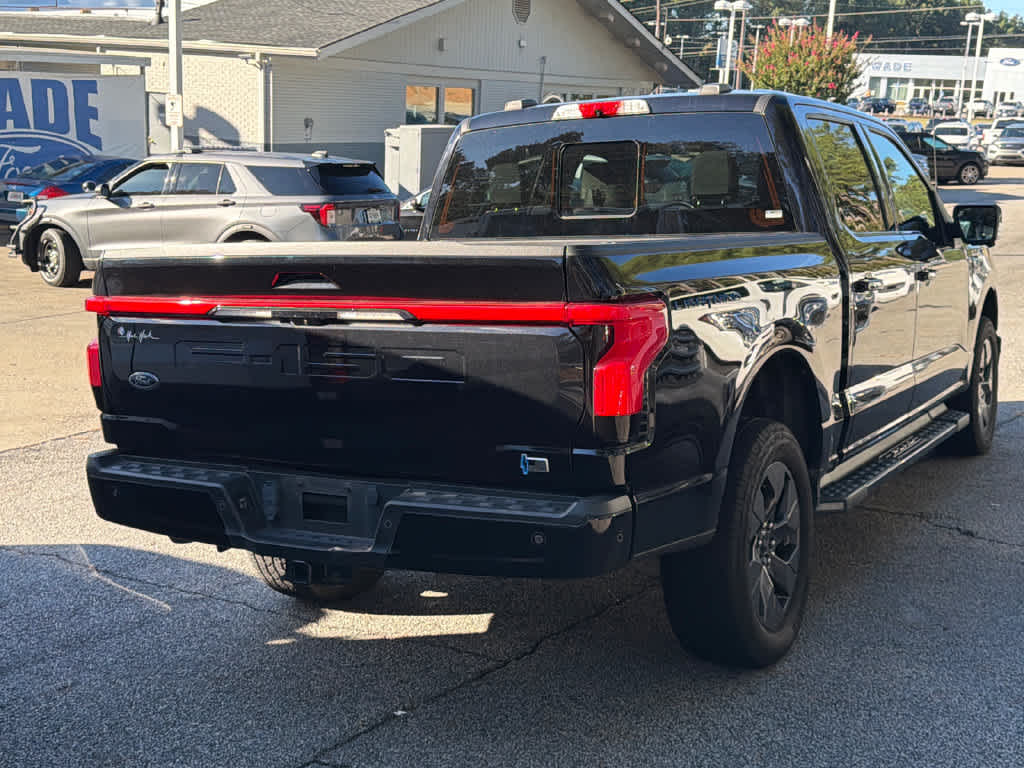 2022 Ford F-150 Lightning LARIAT