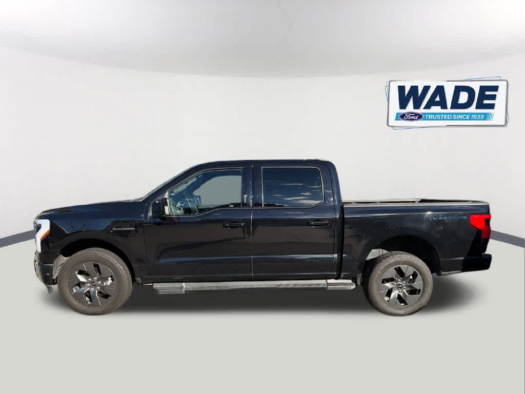 2022 Ford F-150 Lightning LARIAT