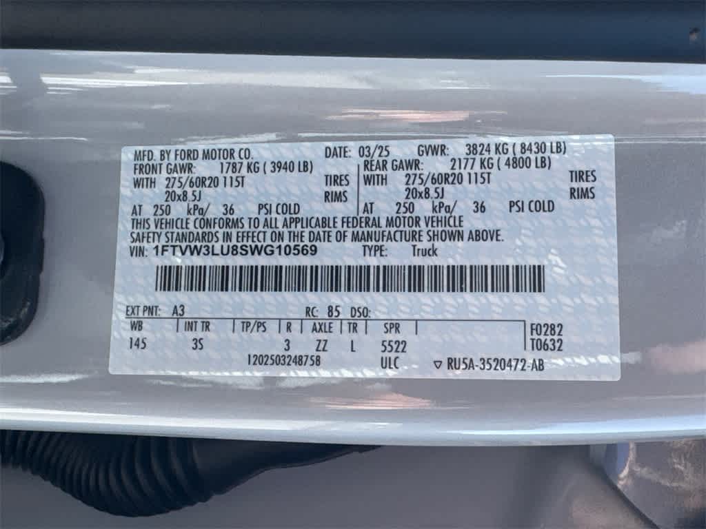 2025 Ford F-150 Lightning Flash