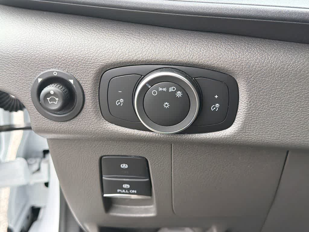 2024 Ford Transit T-150 130" Low Rf 8670 GVWR RWD