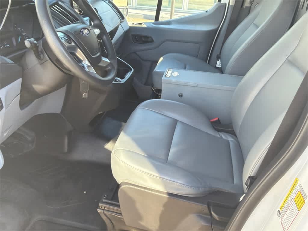 2019 Ford Transit 130 WB Low Roof Cargo