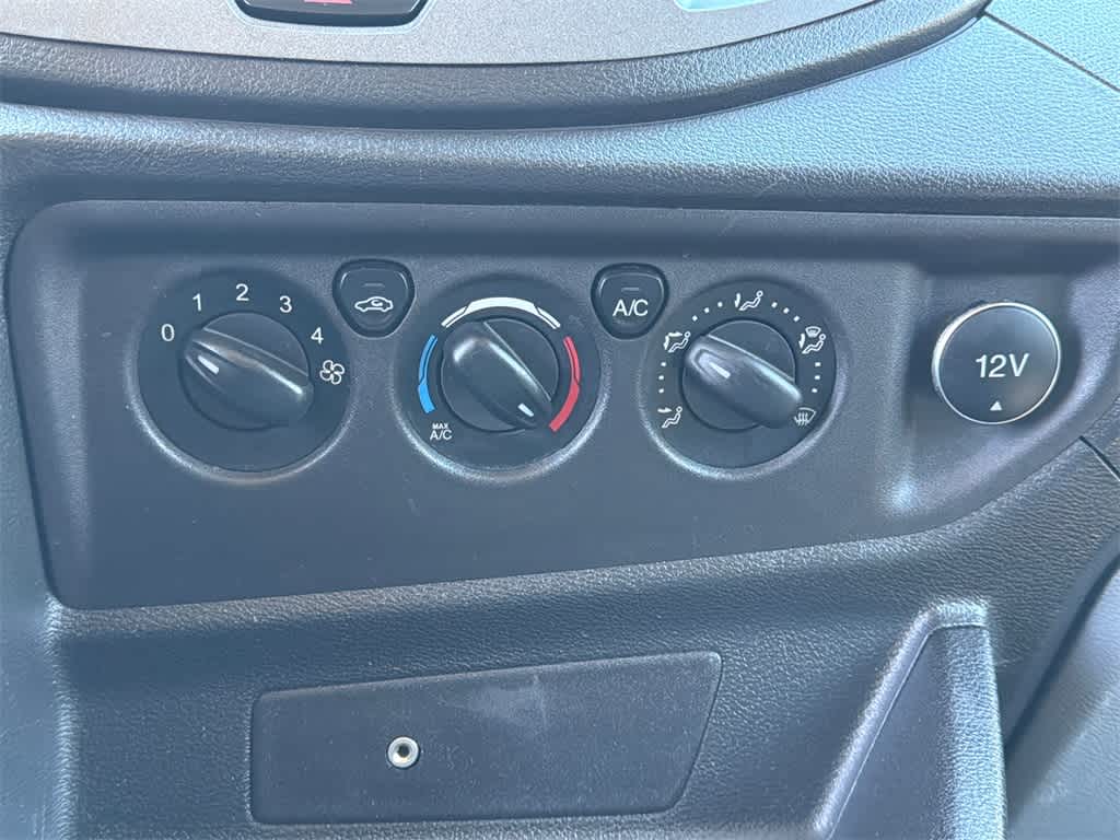 2019 Ford Transit 130 WB Low Roof Cargo