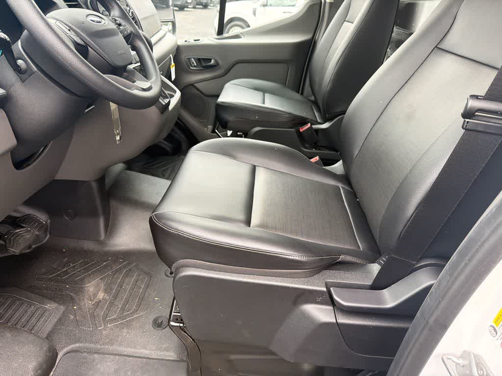 2025 Ford Transit Cargo Van