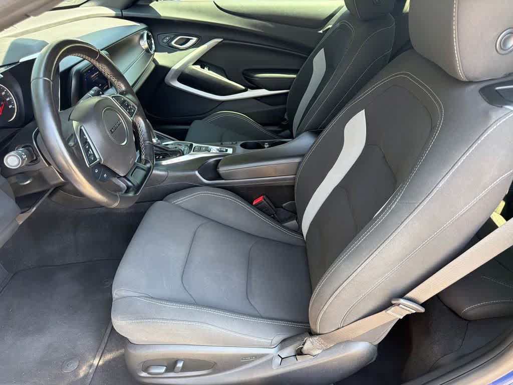 2020 Chevrolet Camaro LT1