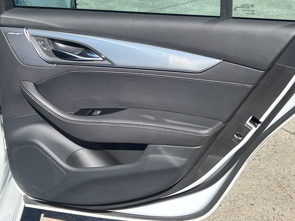 2023 Cadillac CT5 Luxury