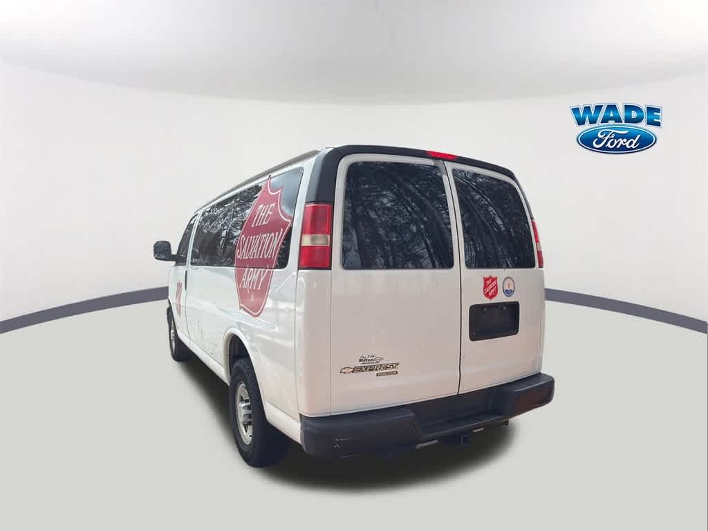 2013 Chevrolet Express Passenger LS